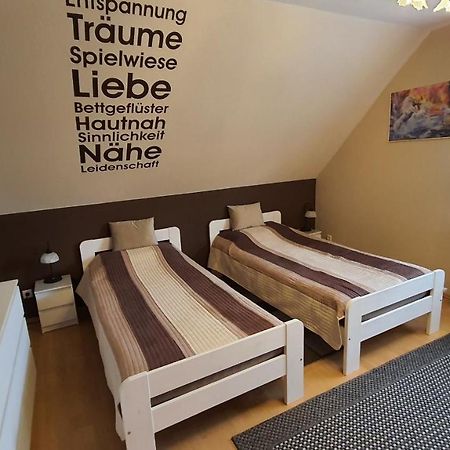 Nettes 2- Zimmer Apartment Sehnde Exterior photo
