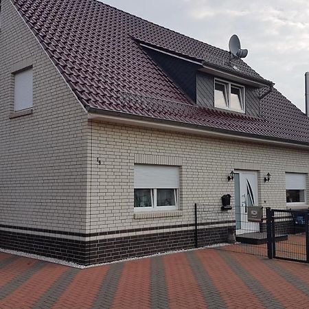 Nettes 2- Zimmer Apartment Sehnde Exterior photo