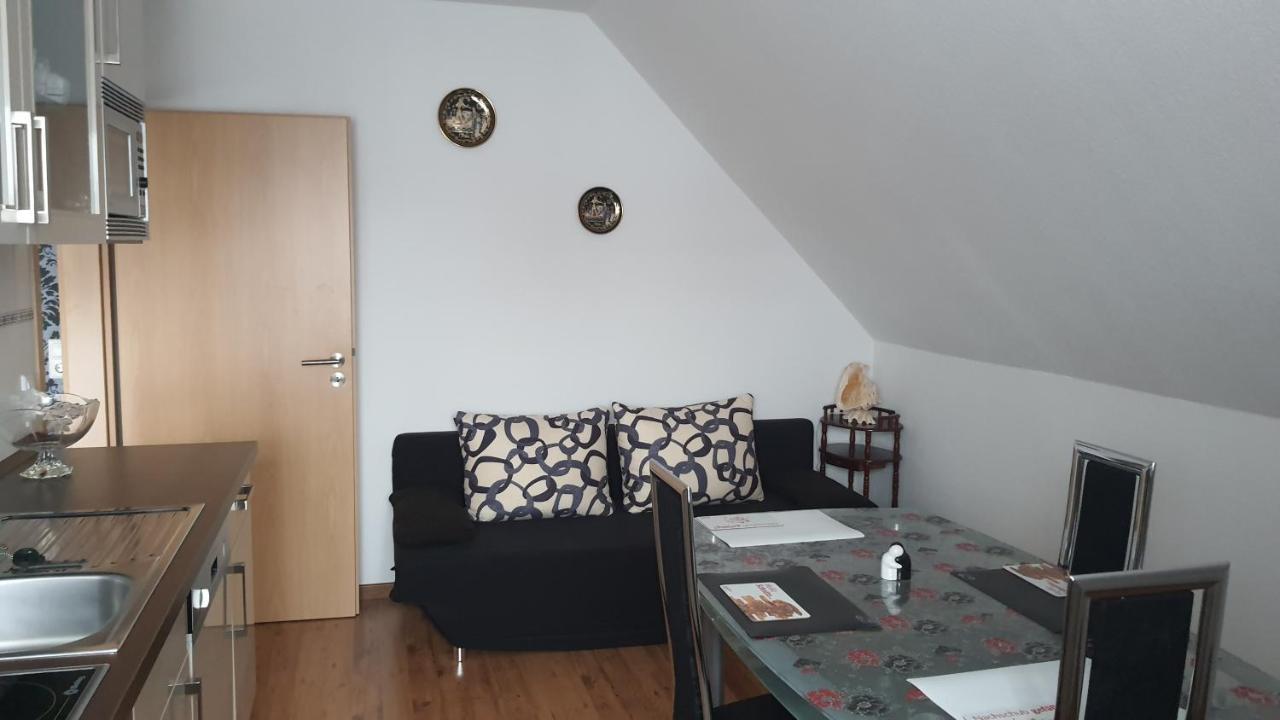 Nettes 2- Zimmer Apartment Sehnde Exterior photo