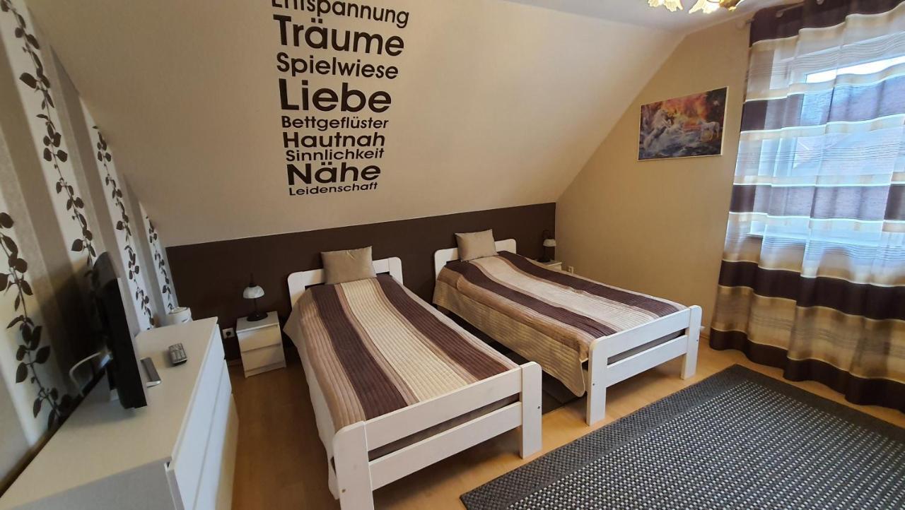 Nettes 2- Zimmer Apartment Sehnde Exterior photo